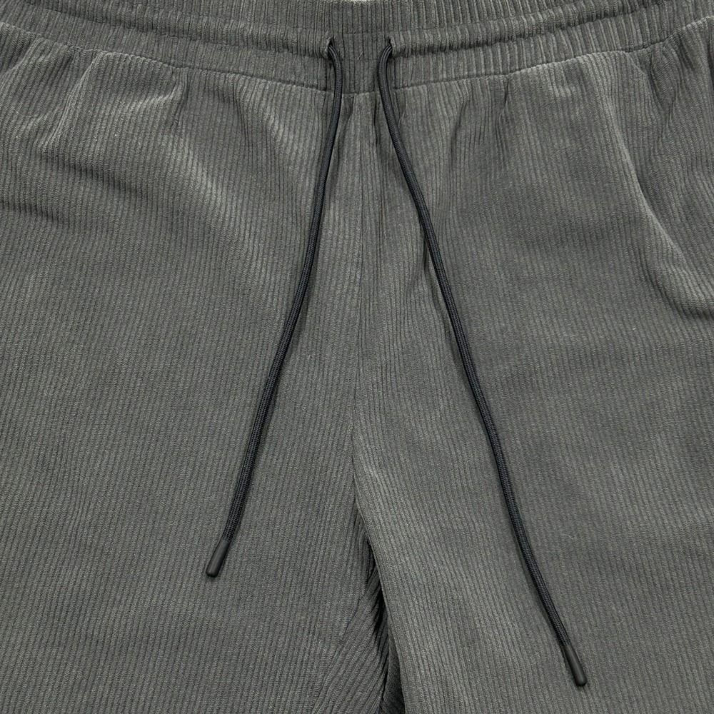 Fabletics Shorts Men's 2XL Gray Corduroy Drawstring Elastic Waist Casual Travel - Picture 6 of 11